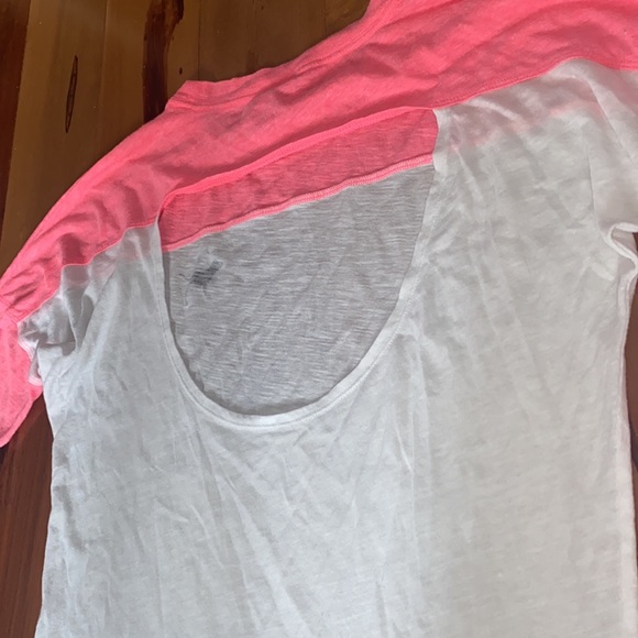 LIKE NEW- VICTORIAS SECRET PINK LONG SLEEVE CUT OUT SHIRT - SIZE XS - Picture 5 of 5